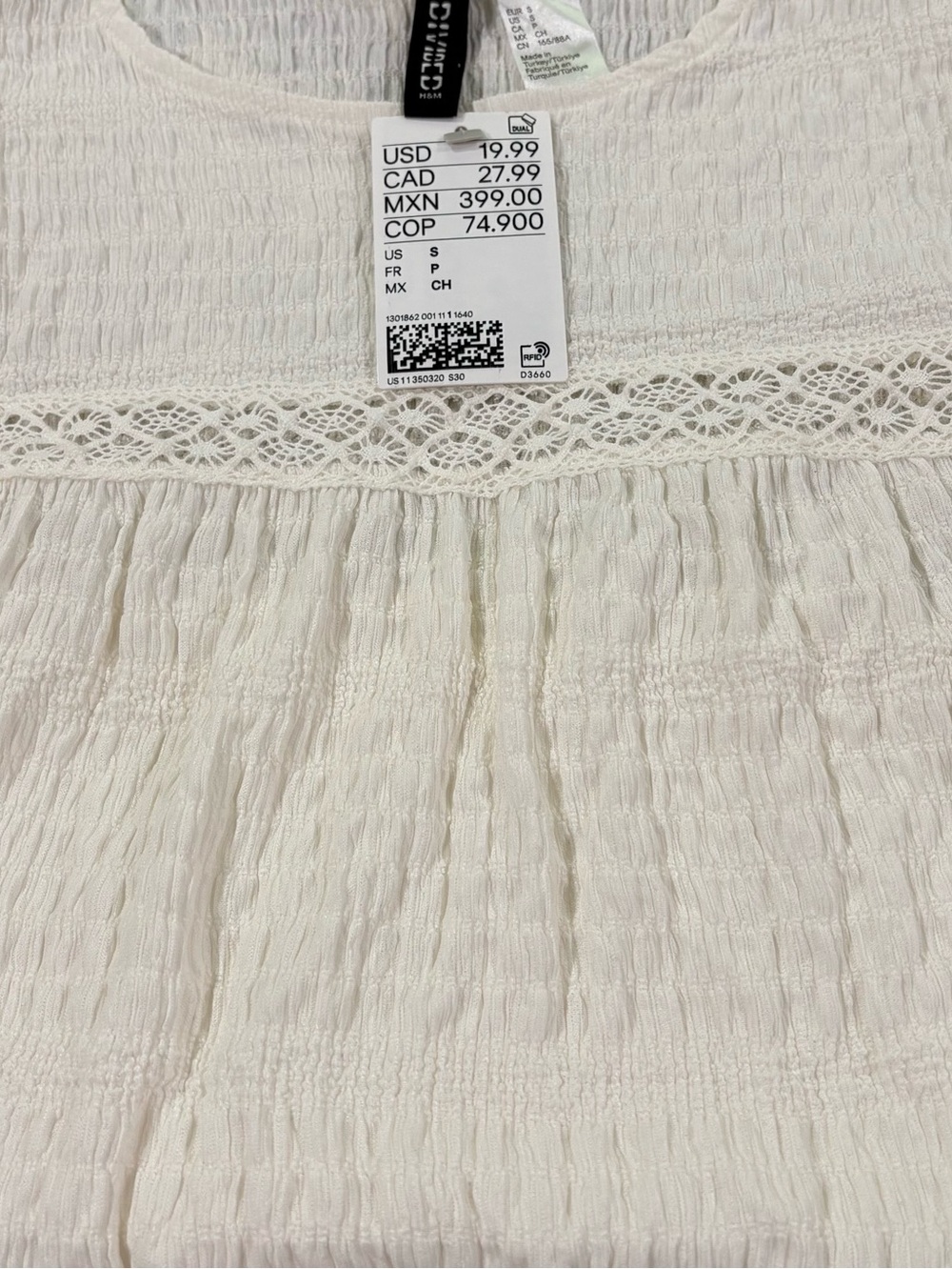 H&M Divided Off-White/Ivory Smocked Flutter Sleeve Top | Size Small | NWT - Picture 4 of 4